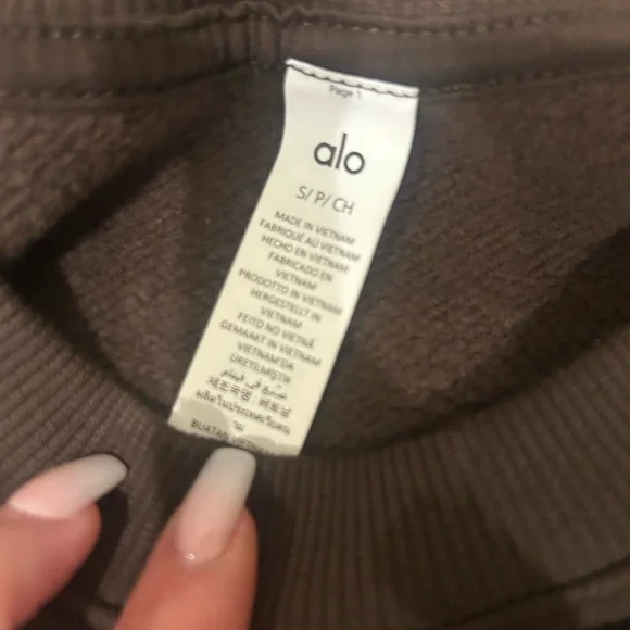 ALO Yoga women’s brown accolade crew neck pullover - Picture 5 of 8